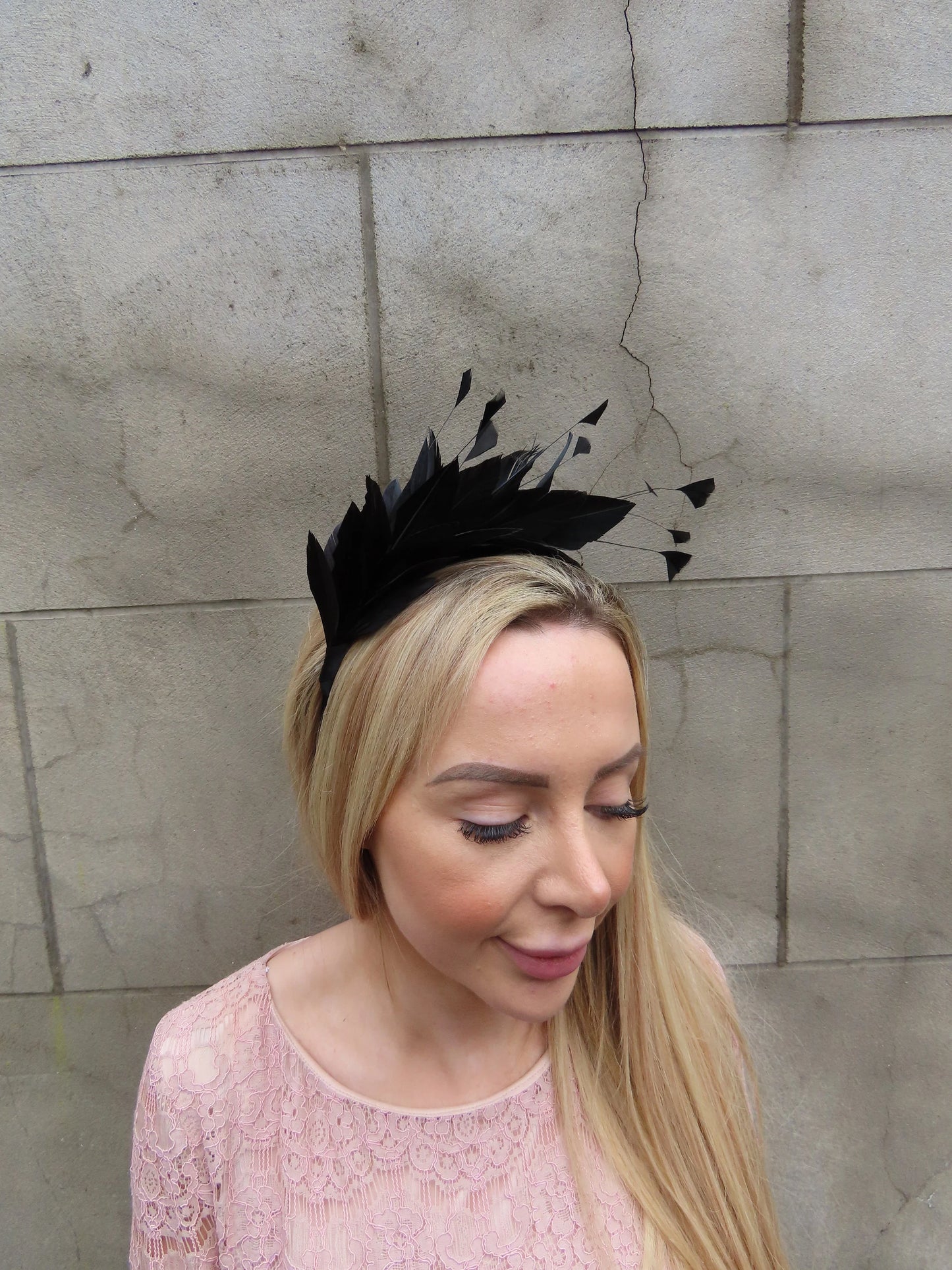 Black Feather Fascinator